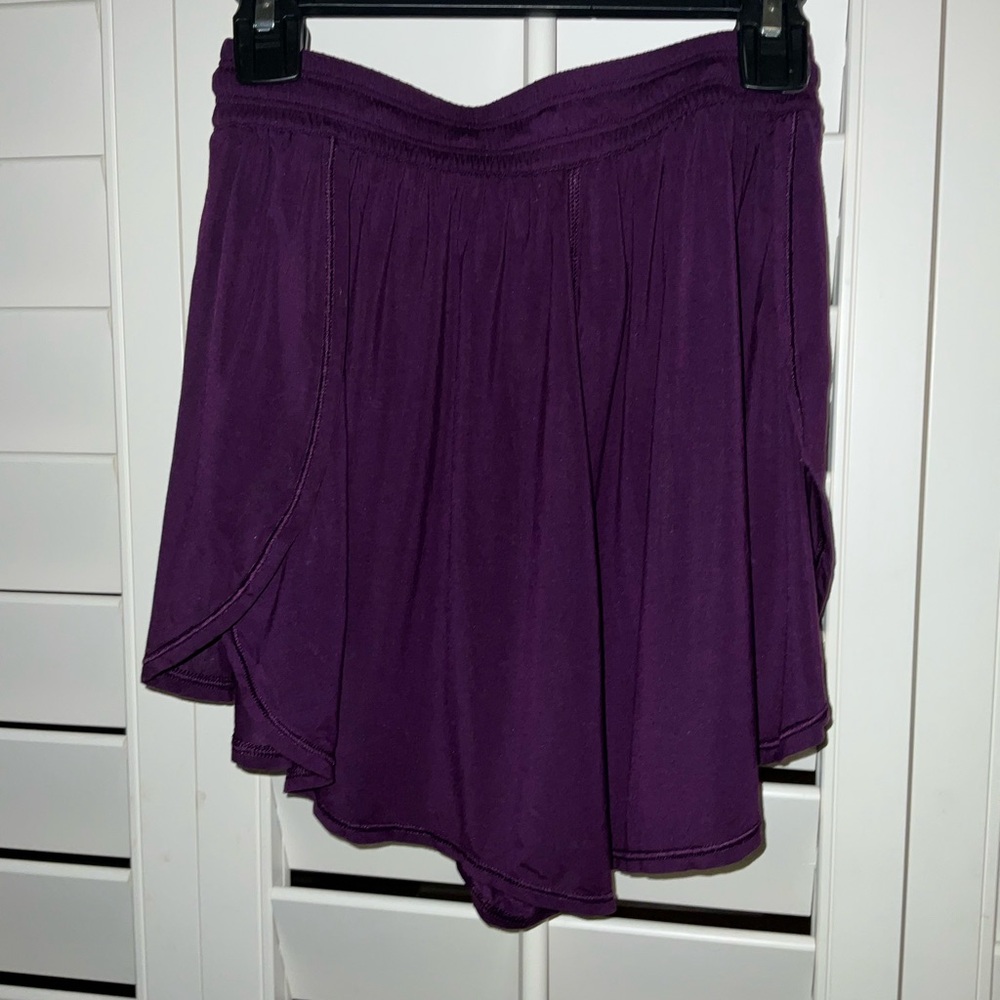 lululemon athletica Deep Purple Skort- 2 - Picture 4 of 5